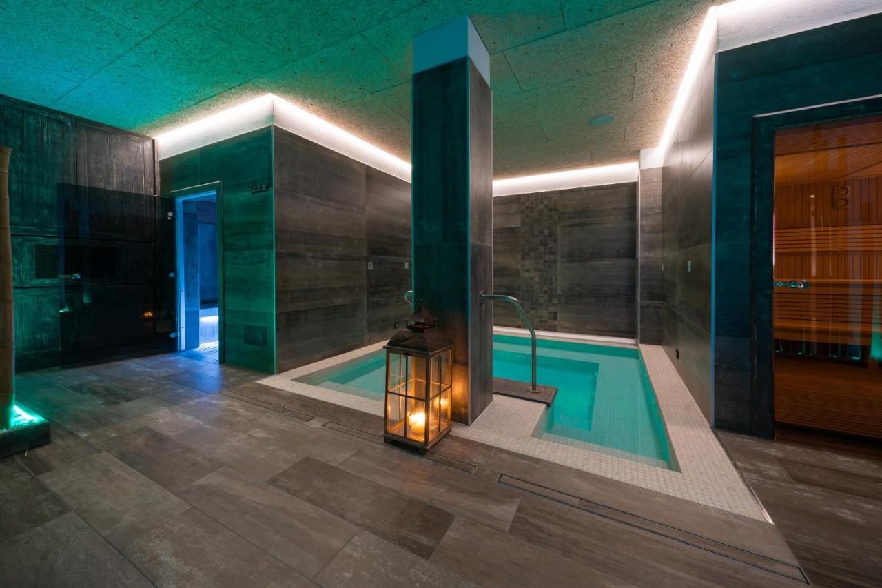 Hotel Smeraldo ラツィーゼ エクステリア 写真